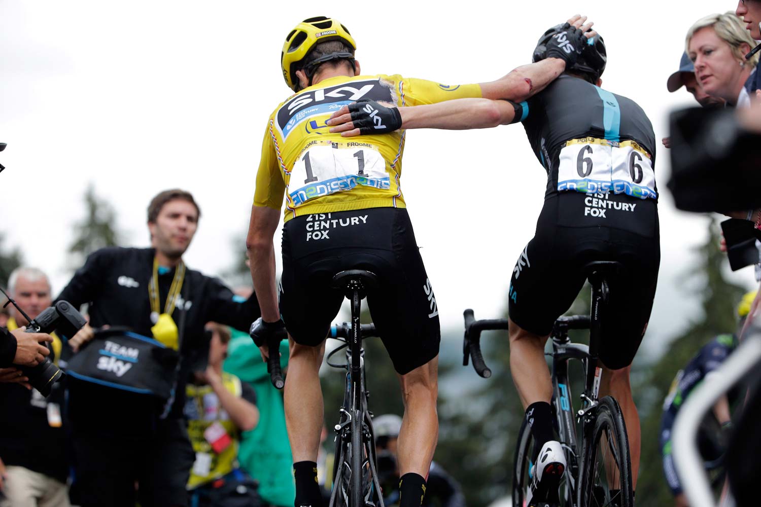 Froome thanks Wout Poels for his assistance in the finale of stage 19. Photo: Graham Watson