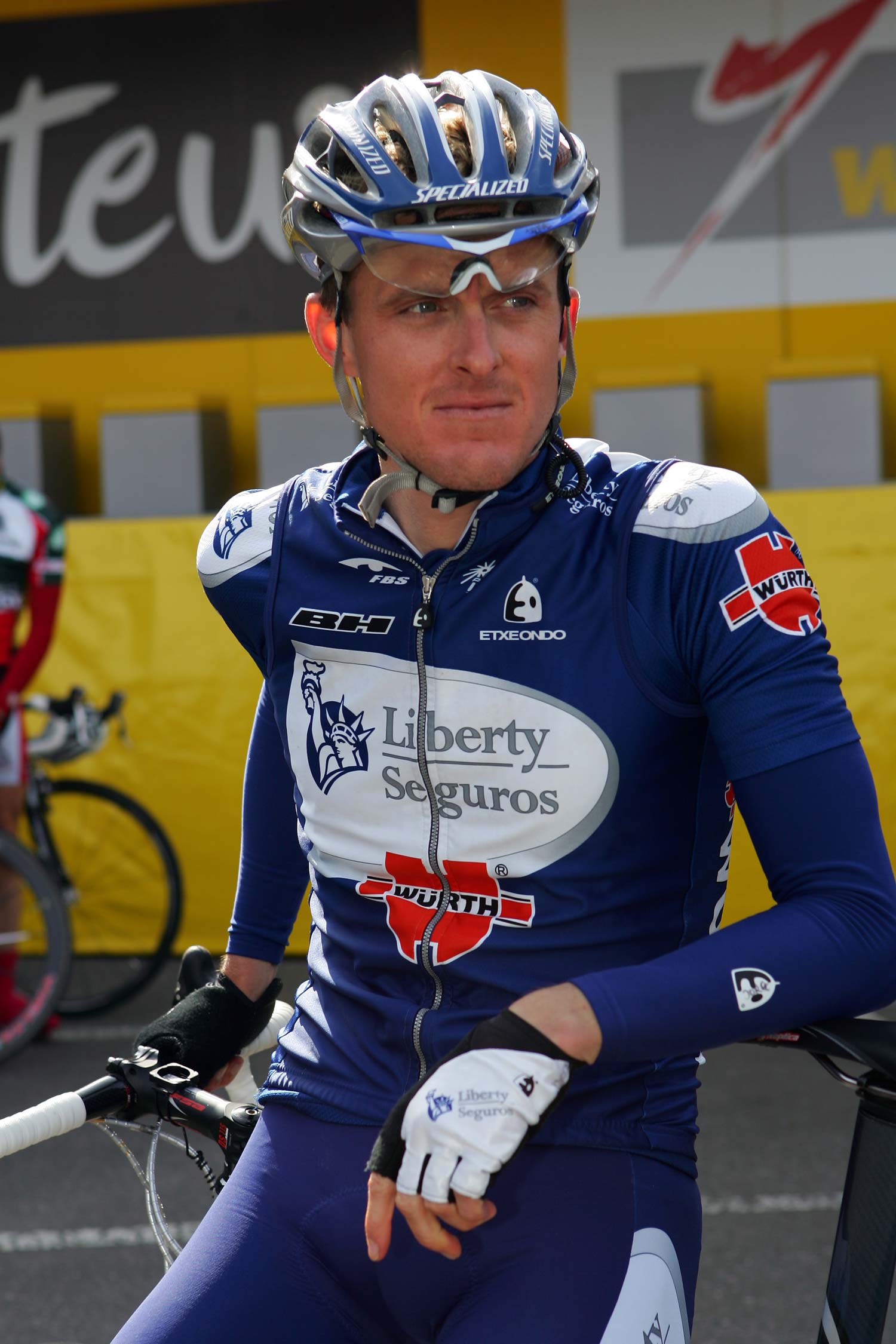 Jörg Jaksche (above) was part of Liberty Seguros’ top-tier team and due to contest his seventh Tour de France. But the arrest of his team manager on 23 May 2006 heralded the beginning of the end of his career. Photo: Yuzuru Sunada