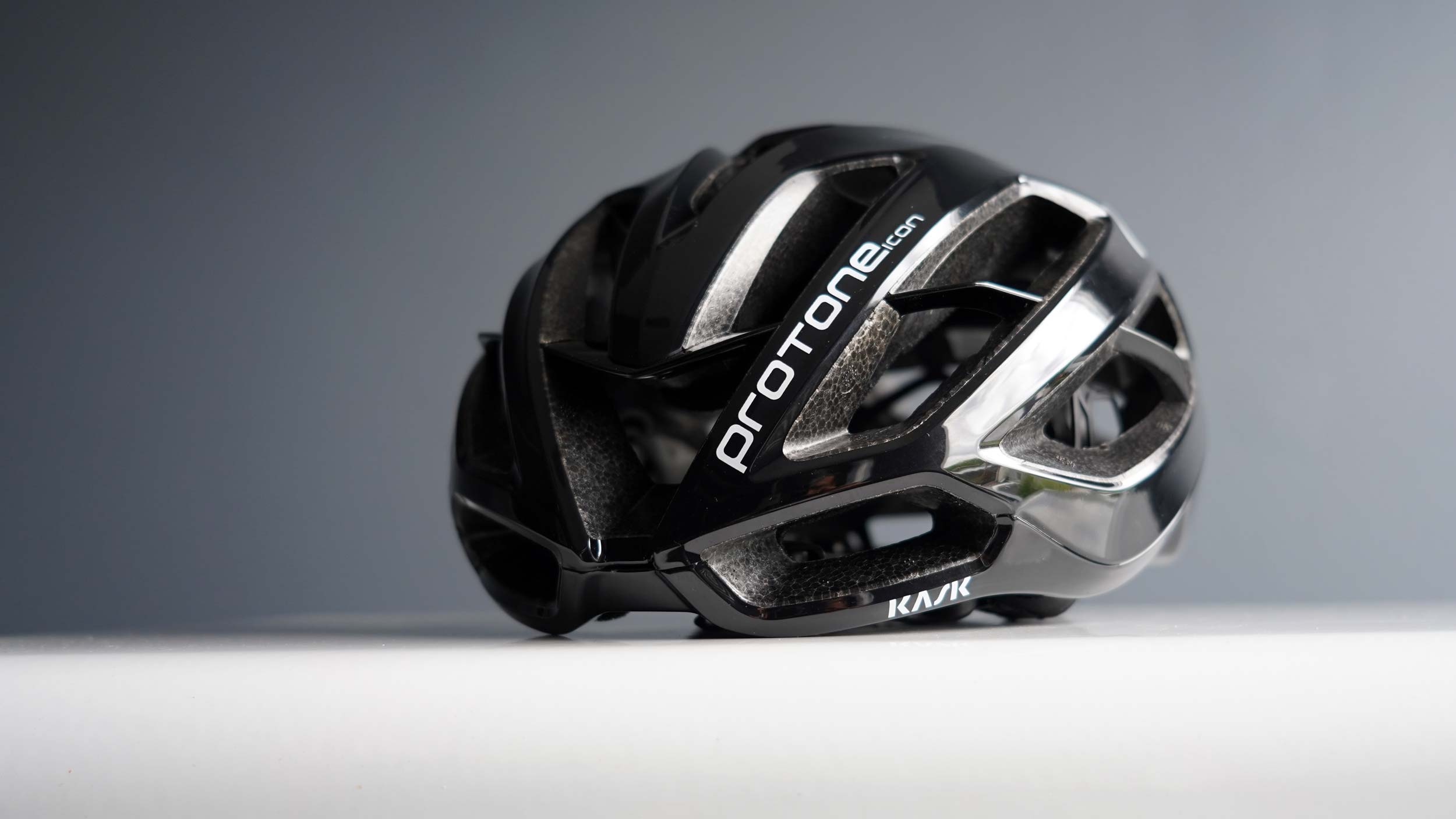 Kask Protone Icon helmet review (part 1) – unboxing, fitting, weigh-in + comparison - Ride